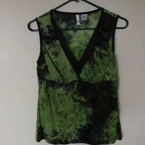 Sami Jo Sleeveless top size small